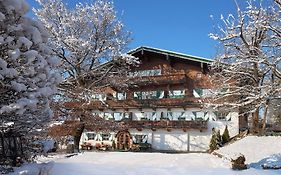 Landsitz Römerhof - Hotel Apartments